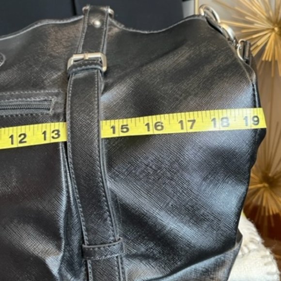 Etienne Aigner Large Black Leather Computer Bag/Tote. Pockets and Compartments - Picture 11 of 16